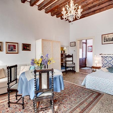 Ca' Badoer West Studio Venise Extérieur photo