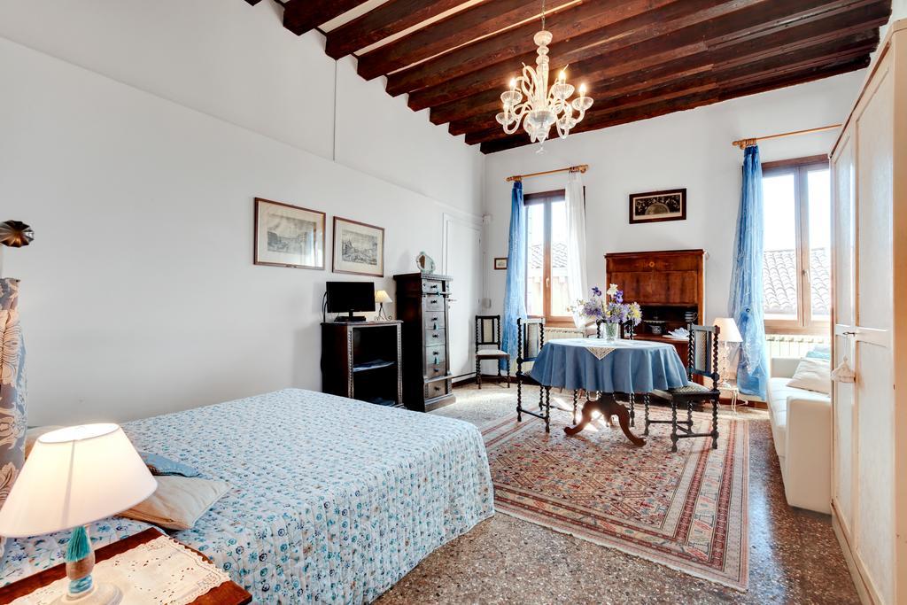 Ca' Badoer West Studio Venise Extérieur photo