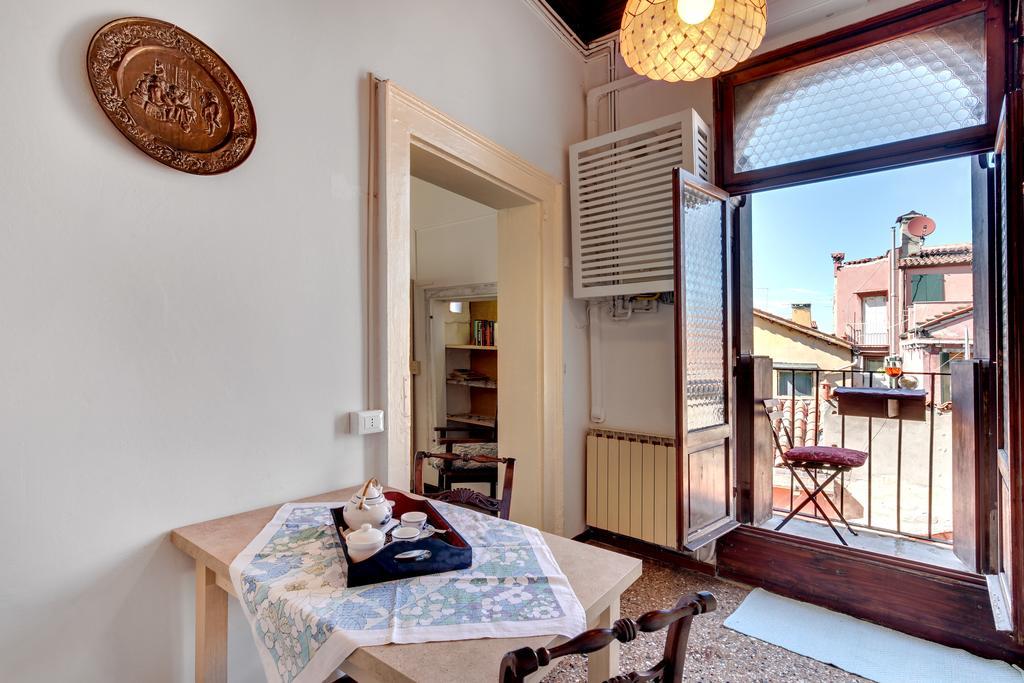 Ca' Badoer West Studio Venise Extérieur photo